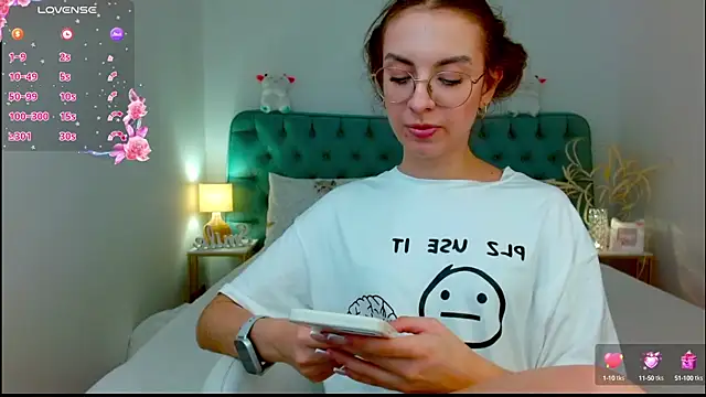 Real cutie1 online show from 09-12-25, 08:42