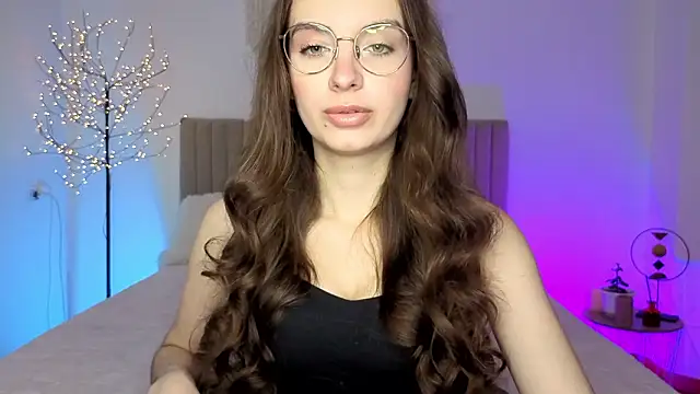 Real cutie1 online show from 02-17-26, 02:02