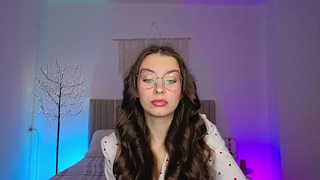 Real cutie1 online show from 03-02-26, 02:02