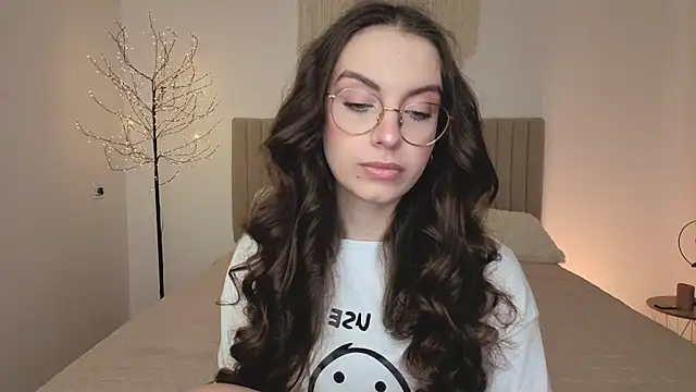 Real cutie1 online show from 03-28-26, 02:27