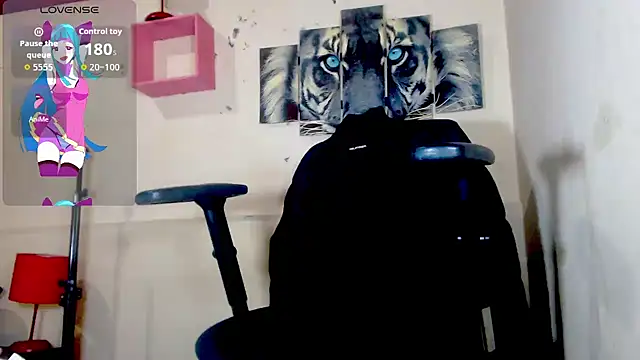 Snapshot of blondehot5v chatting on 02-04-26, 01:28 blondehot5v online show from 02-04-26, 01:28