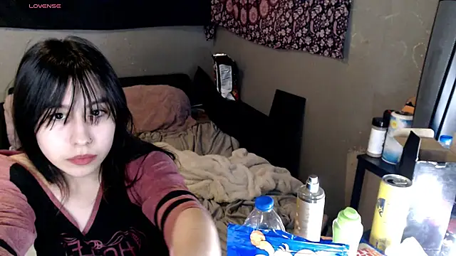 London Ray online show from 12-04-25, 08:12