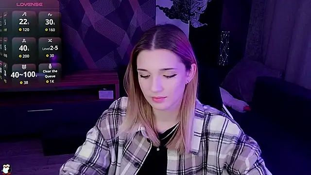 Sandy Belle online show from 10-19-25, 06:08