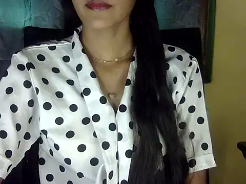 zara Khan0 online show from 12-14-25, 04:51