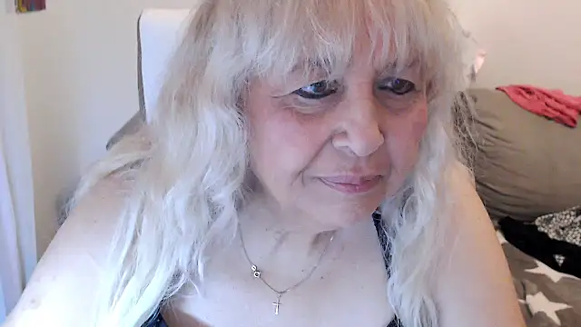 Snapshot of SusiLifeXXX chatting on 09-23-25, 05:49 SusiLifeXXX online show from 09-23-25, 05:49
