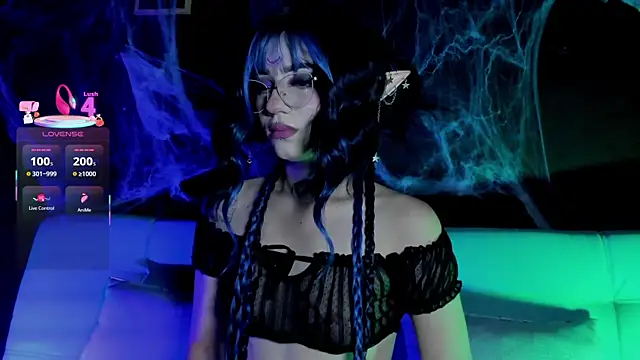 Snapshot of madiixwatson chatting on 10-22-25, 10:48 madiixwatson online show from 10-22-25, 10:48