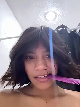 Snapshot of Nia_Desire chatting on 05-28-26, 05:49 Nia Desire online show from 05-28-26, 05:49
