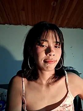 Snapshot of dolliette24 chatting on 07-04-26, 02:51 dolliette24 online show from 07-04-26, 02:51