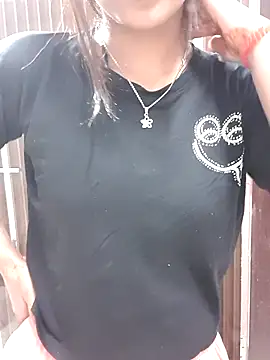 Snapshot of Raj-kumari chatting on 11-06-25, 03:57 Raj-kumari online show from 11-06-25, 03:57