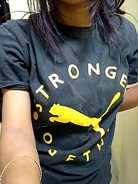 Snapshot of Raj-kumari chatting on 12-16-25, 04:56 Raj-kumari online show from 12-16-25, 04:56