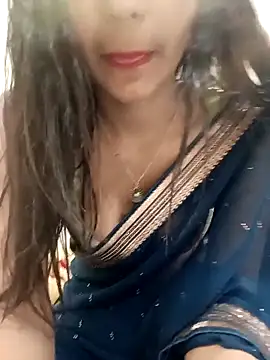 Snapshot of Raj-kumari chatting on 02-08-26, 06:33 Raj-kumari online show from 02-08-26, 06:33