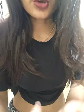 Snapshot of Raj-kumari chatting on 05-27-26, 04:42 Raj-kumari online show from 05-27-26, 04:42
