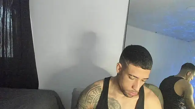 Snapshot of ThiagoLugo chatting on 01-10-26, 04:42 ThiagoLugo online show from 01-10-26, 04:42