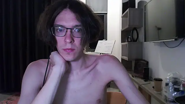 Snapshot of LovesomeCookie chatting on 03-19-26, 06:01 LovesomeCookie online show from 03-19-26, 06:01