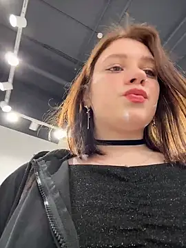 Snapshot of lucy-joy chatting on 02-19-26, 11:28 lucy-joy online show from 02-19-26, 11:28