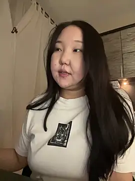 Snapshot of tammy_gun chatting on 03-28-26, 05:23 tammy gun online show from 03-28-26, 05:23