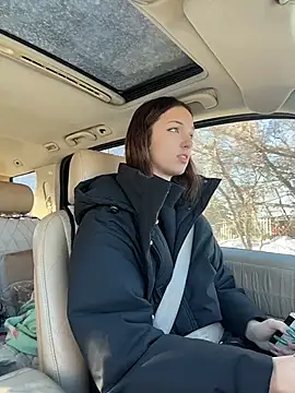 Snapshot of DollyTall chatting on 01-15-26, 09:14 DollyTall online show from 01-15-26, 09:14