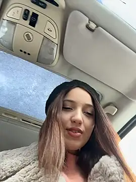 Snapshot of DollyTall chatting on 01-18-26, 07:12 DollyTall online show from 01-18-26, 07:12