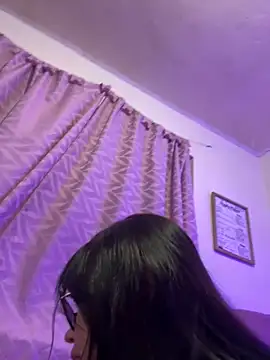 Emily Taylor2 online show from 05-27-26, 01:57