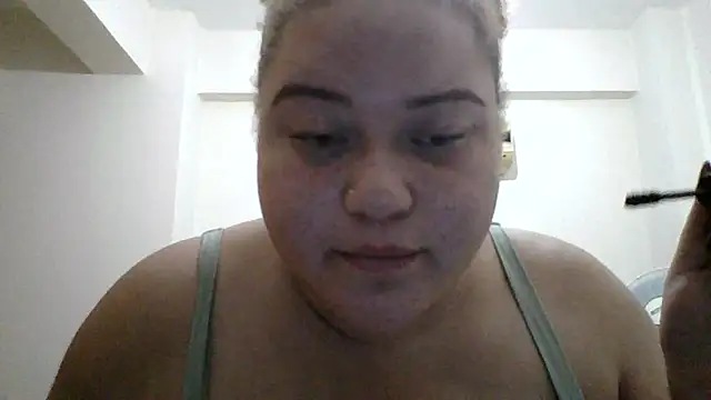 Snapshot of GoddessMocha chatting on 09-18-25, 11:34 GoddessMocha online show from 09-18-25, 11:34