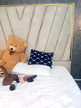 AmyStar1 online show from 11-28-25, 10:34