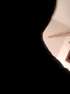 Snapshot of ynroh_87 chatting on 02-22-26, 05:11 ynroh 87 online show from 02-22-26, 05:11