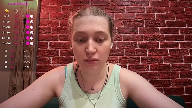 CitrusBlissss online show from 11-26-25, 03:13