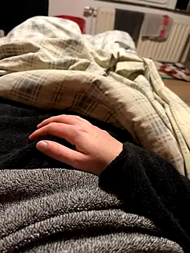 mas20043 online show from 10-23-25, 06:17