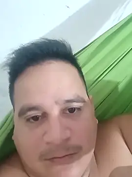 reguetones92 online show from 11-15-25, 11:40