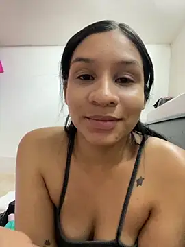 Snapshot of Danny_gonza chatting on 10-04-25, 11:25 Danny gonza online show from 10-04-25, 11:25