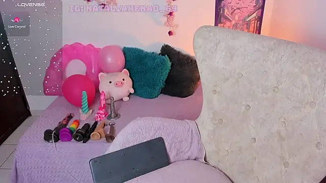 Nataliahenao69 online show from 04-02-26, 06:27