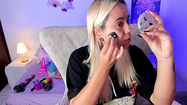 Nataliahenao69 online show from 07-21-26, 05:15