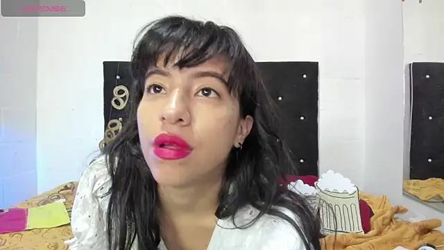 Snapshot of princess_Gyal chatting on 10-05-25, 02:15 princess Gyal online show from 10-05-25, 02:15