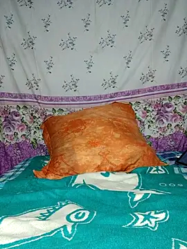 Snapshot of khetyvile chatting on 02-04-26, 06:30 khetyvile online show from 02-04-26, 06:30