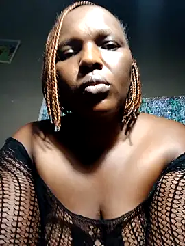 Snapshot of khetyvile chatting on 04-29-26, 10:27 khetyvile online show from 04-29-26, 10:27