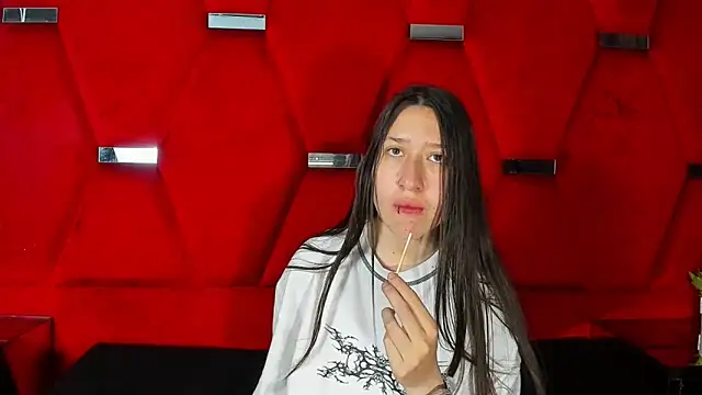 Snapshot of venusmorgan chatting on 10-11-25, 04:27 venusmorgan online show from 10-11-25, 04:27