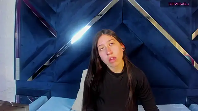 Snapshot of venusmorgan chatting on 12-16-25, 04:34 venusmorgan online show from 12-16-25, 04:34