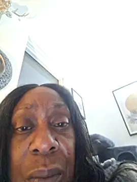 Snapshot of Ebony-SultryX chatting on 03-18-26, 06:44 Ebony-SultryX online show from 03-18-26, 06:44