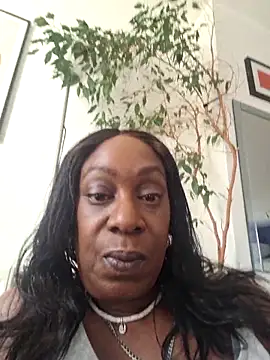 Snapshot of Ebony-SultryX chatting on 03-19-26, 10:30 Ebony-SultryX online show from 03-19-26, 10:30