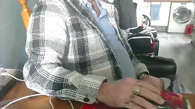 hefin18 online show from 01-26-25, 12:54