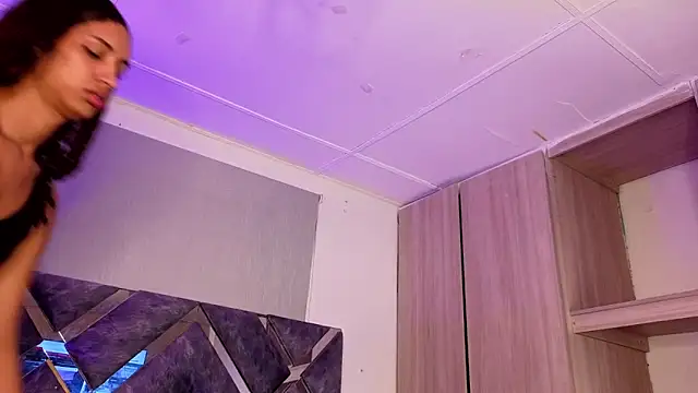 Snapshot of candice777 chatting on 12-19-25, 01:29 candice777 online show from 12-19-25, 01:29