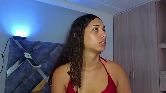 Snapshot of candice777 chatting on 02-20-26, 02:50 candice777 online show from 02-20-26, 02:50