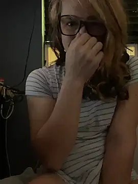 mayra mayhem online show from 07-10-26, 02:52