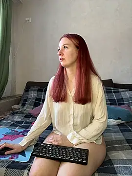 Snapshot of Hera_Mark chatting on 02-12-26, 04:40 Hera Mark online show from 02-12-26, 04:40