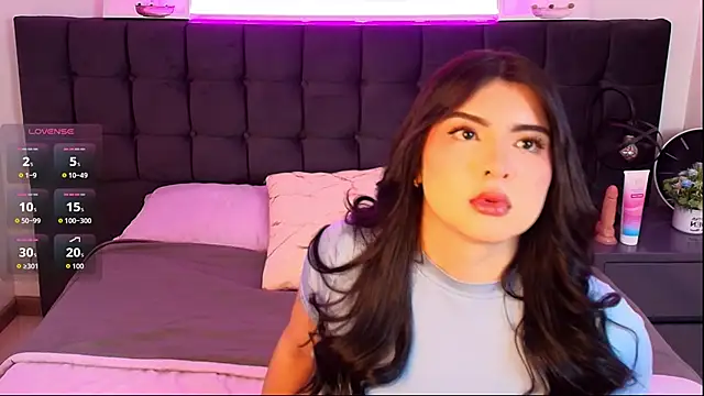 Snapshot of Sweety_Nicole_ chatting on 12-04-25, 04:55 Sweety Nicole online show from 12-04-25, 04:55