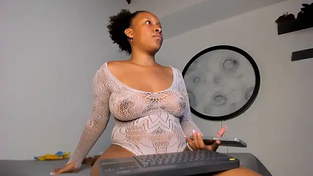 Euphoria 07 online show from 04-22-26, 03:53