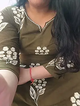 Snapshot of roshni_agrawal0 chatting on 05-22-26, 09:15 roshni agrawal0 online show from 05-22-26, 09:15