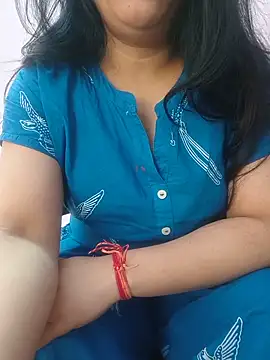 Snapshot of roshni_agrawal0 chatting on 05-30-26, 09:06 roshni agrawal0 online show from 05-30-26, 09:06
