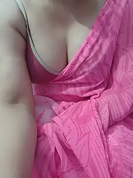 Snapshot of roshni_agrawal0 chatting on 07-27-26, 10:44 roshni agrawal0 online show from 07-27-26, 10:44