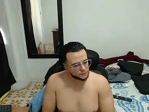 Snapshot of cloudsxxx chatting on 07-28-26, 06:20 cloudsxxx online show from 07-28-26, 06:20